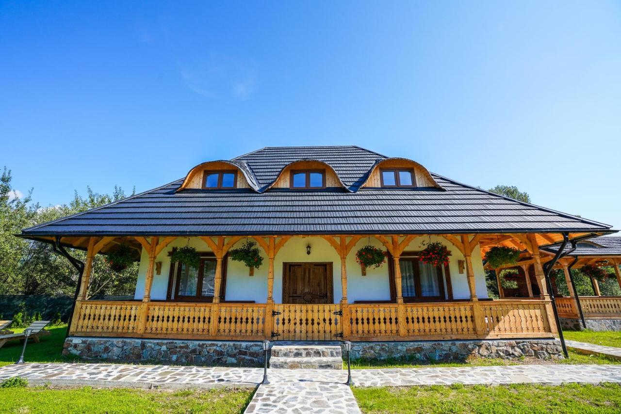 Hotel Casa Morosanului Vişeu de Sus Exteriér fotografie