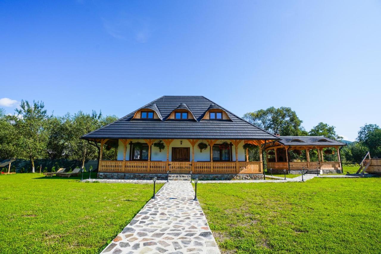 Hotel Casa Morosanului Vişeu de Sus Exteriér fotografie