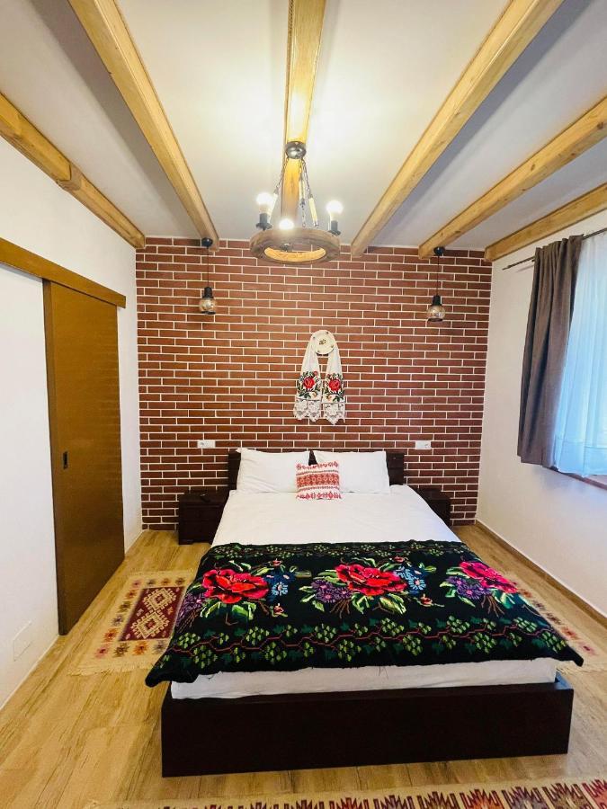Hotel Casa Morosanului Vişeu de Sus Exteriér fotografie