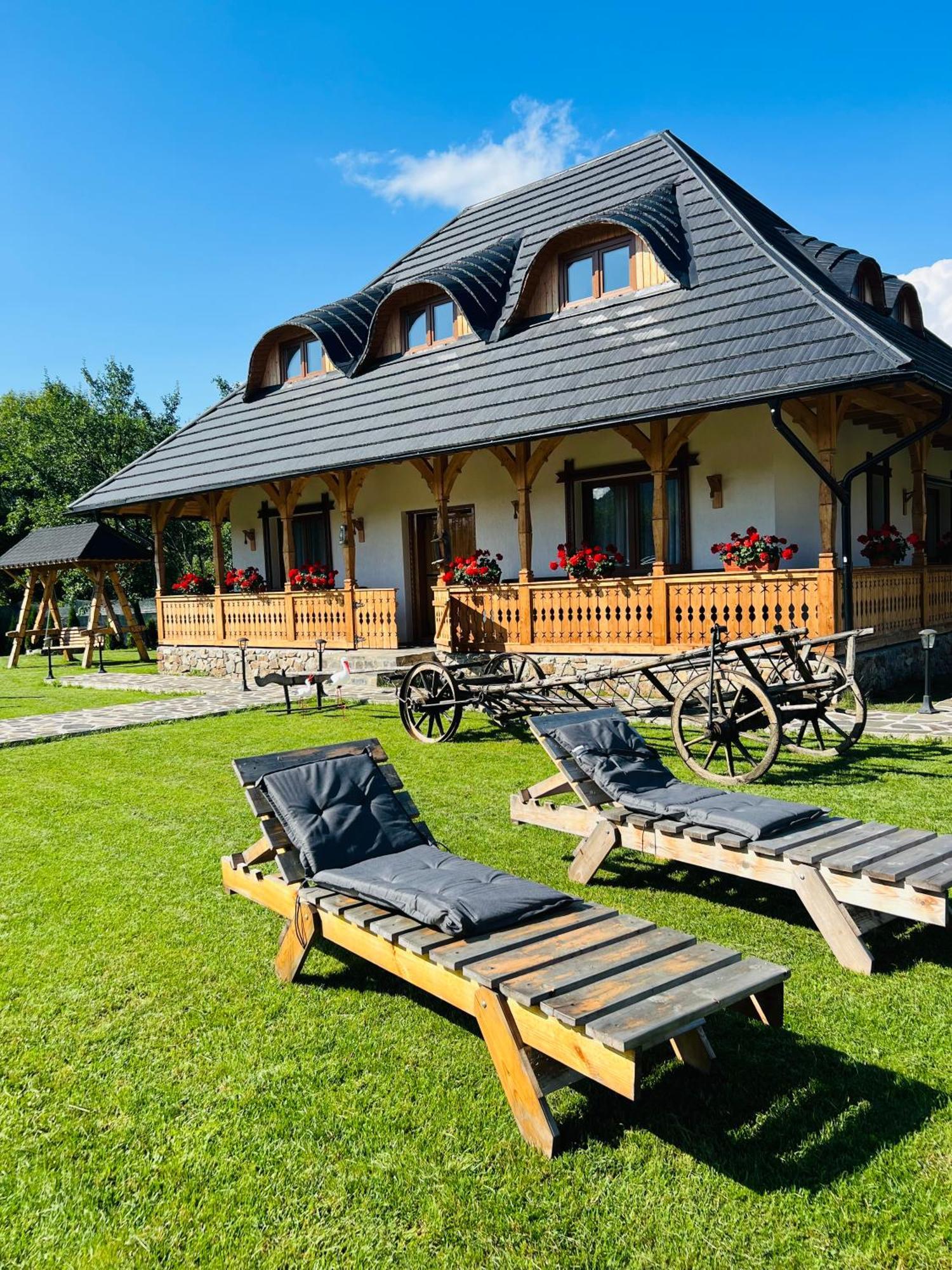 Hotel Casa Morosanului Vişeu de Sus Exteriér fotografie