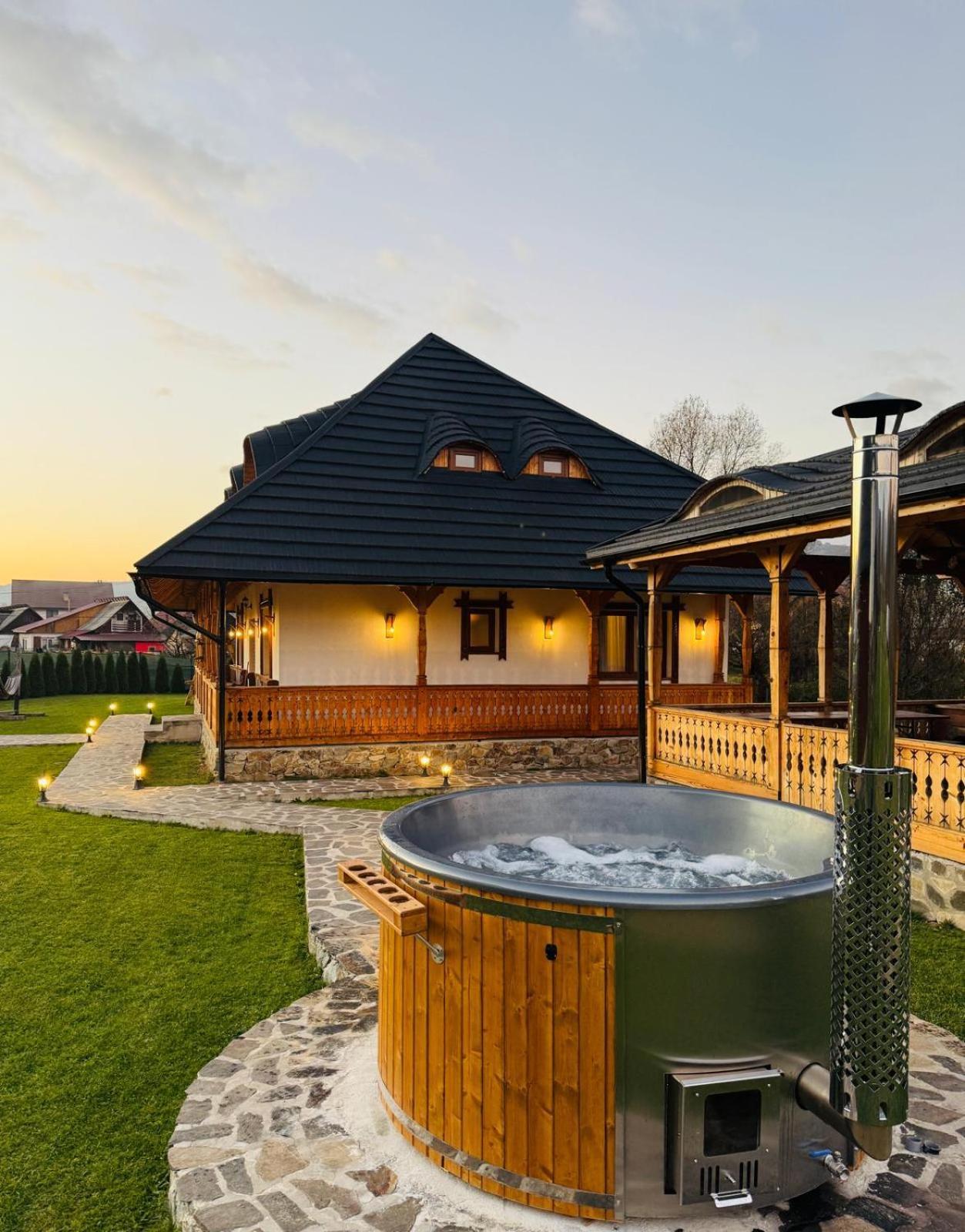 Hotel Casa Morosanului Vişeu de Sus Exteriér fotografie